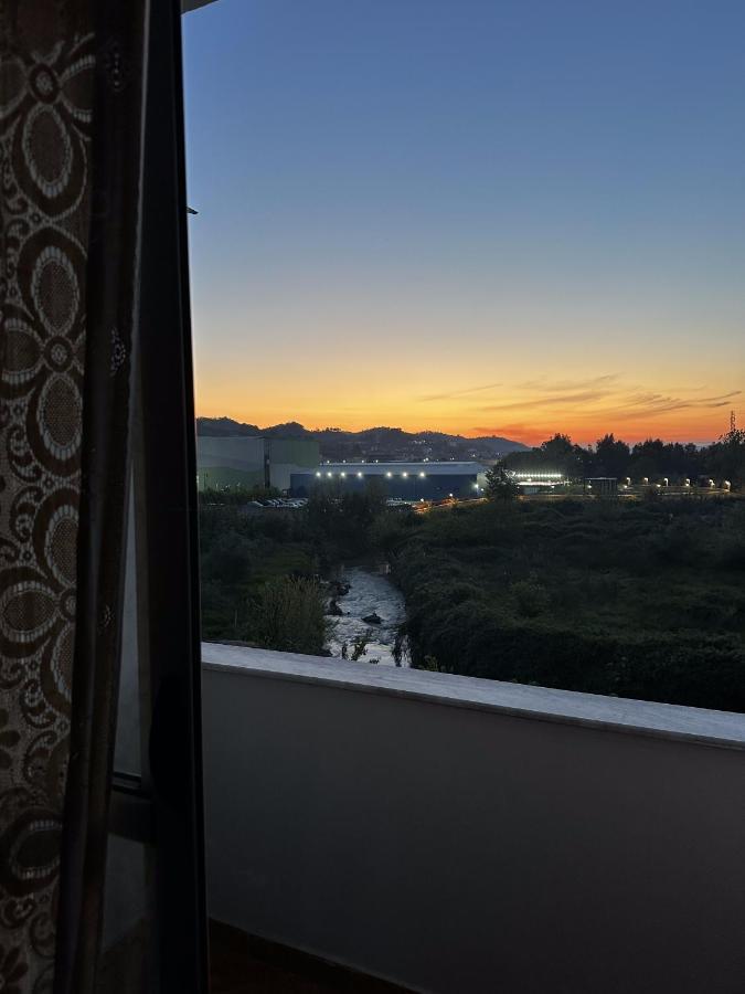Sunny Riverside Tirana'S Oasis - Breakfast & Dinner Экстерьер фото